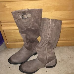 Women’s boots